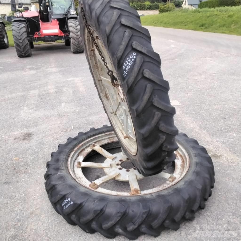 Alliance 11.2R44 Pneumatiky, kola a ráfky