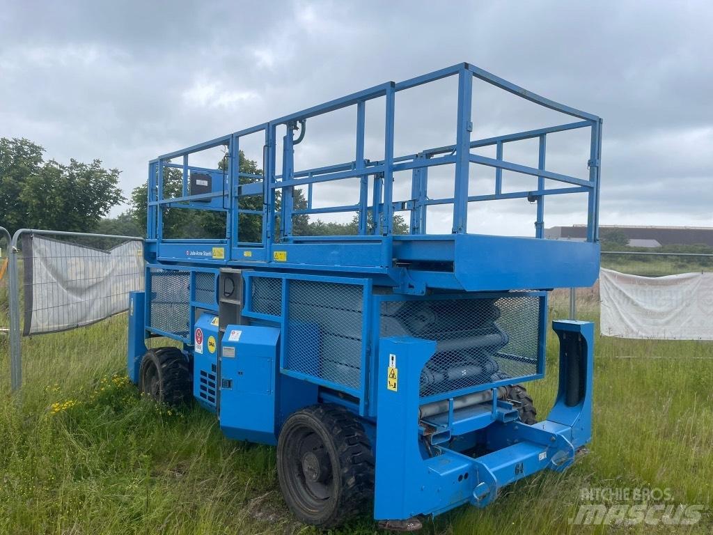 Genie GS 4390 RT Nůžková zvedací plošina