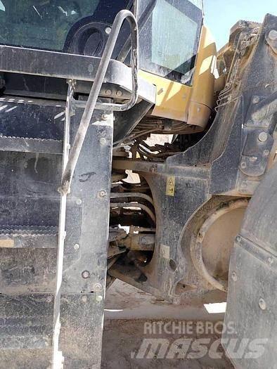 Komatsu WA475-10 Kolové nakladače