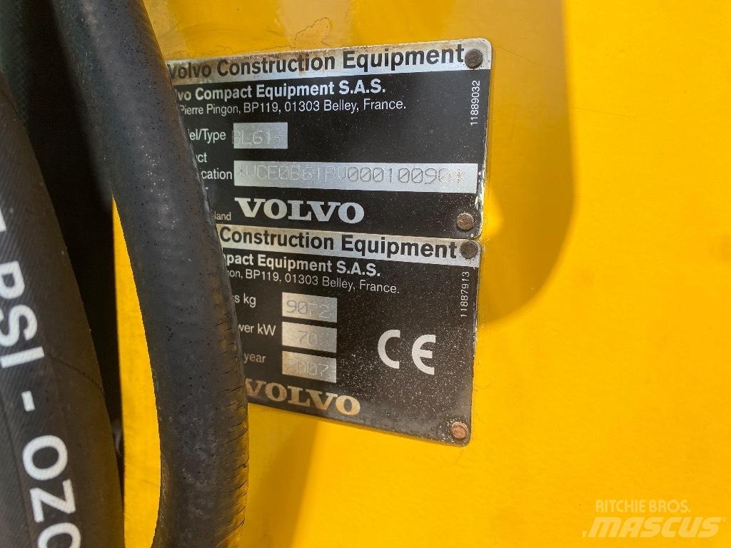 Volvo BL 61 Rýpadlo-nakladače