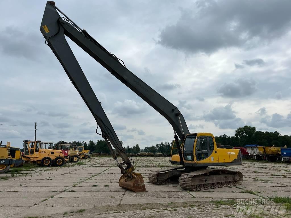 Volvo EC 240 LR Rýpadla s dlouhým dosahem