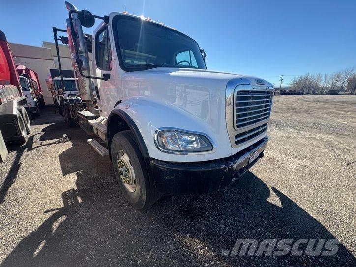 Freightliner M2 Lanový nosič kontejnerů