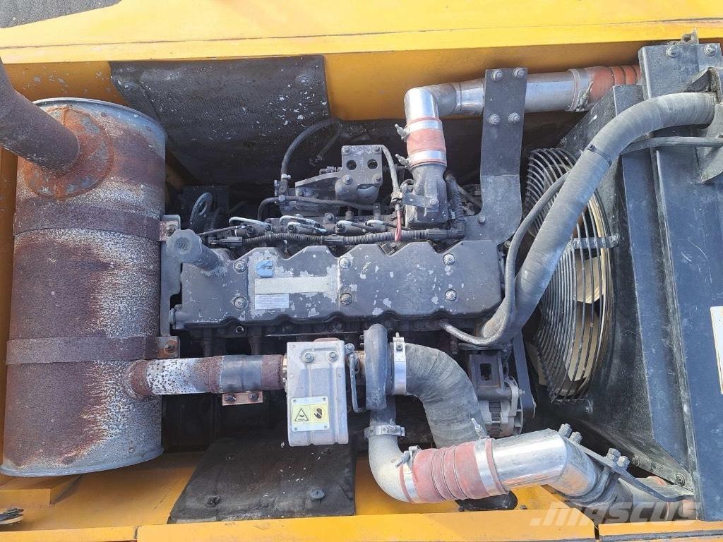 Hyundai R 210 LC 7A Pásová rýpadla