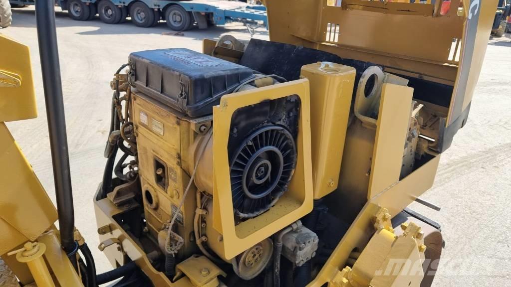 CAT CB 224 C Tandemové válce