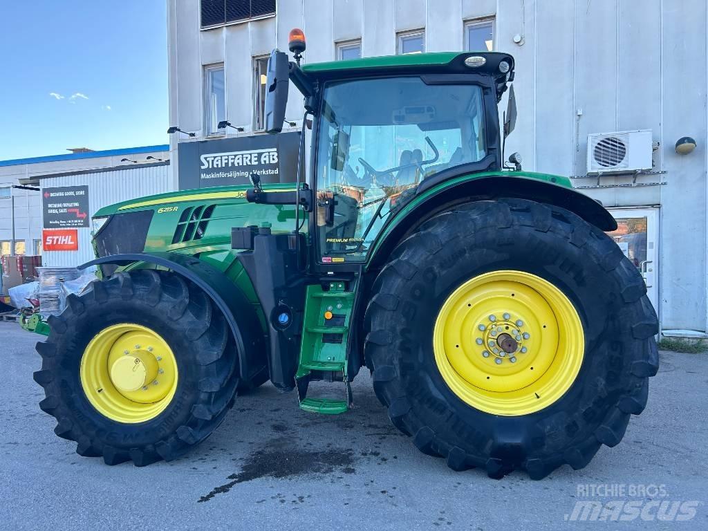 John Deere 6215 R Traktory