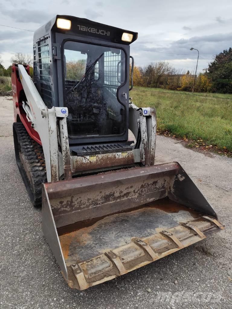 Takeuchi TL120 Smykem řízené nakladače