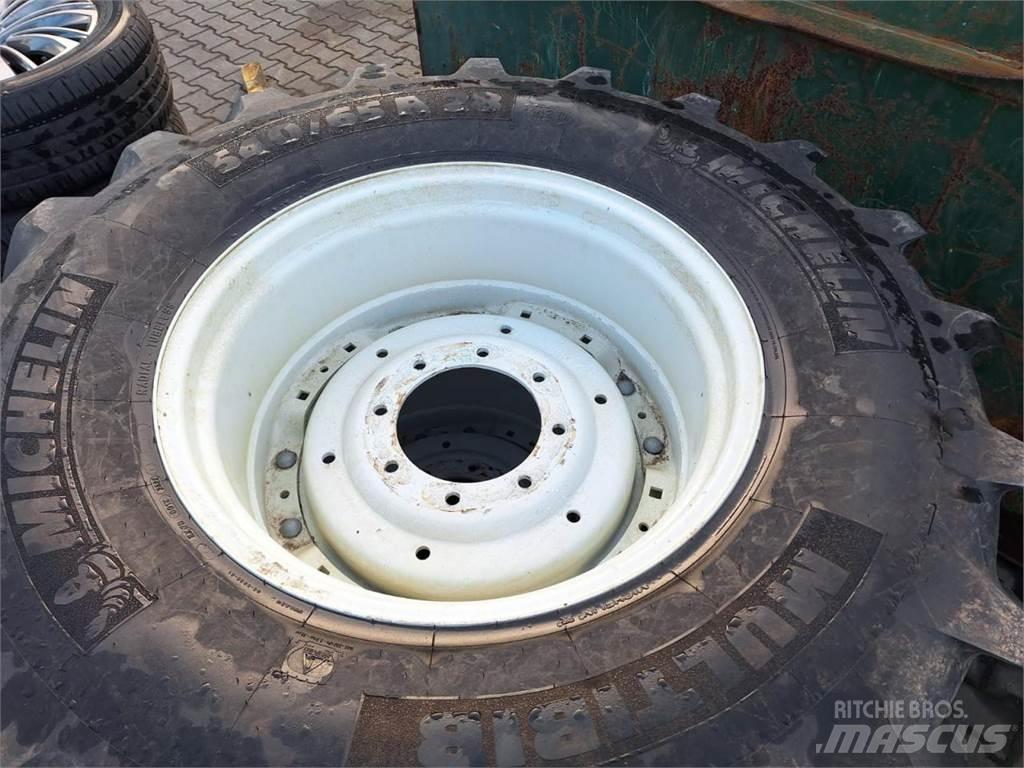 Michelin 540/65R28 Pneumatiky, kola a ráfky