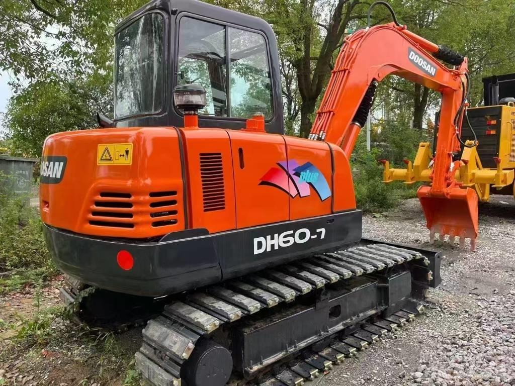Doosan DH 60-7 Mini rýpadla < 7t