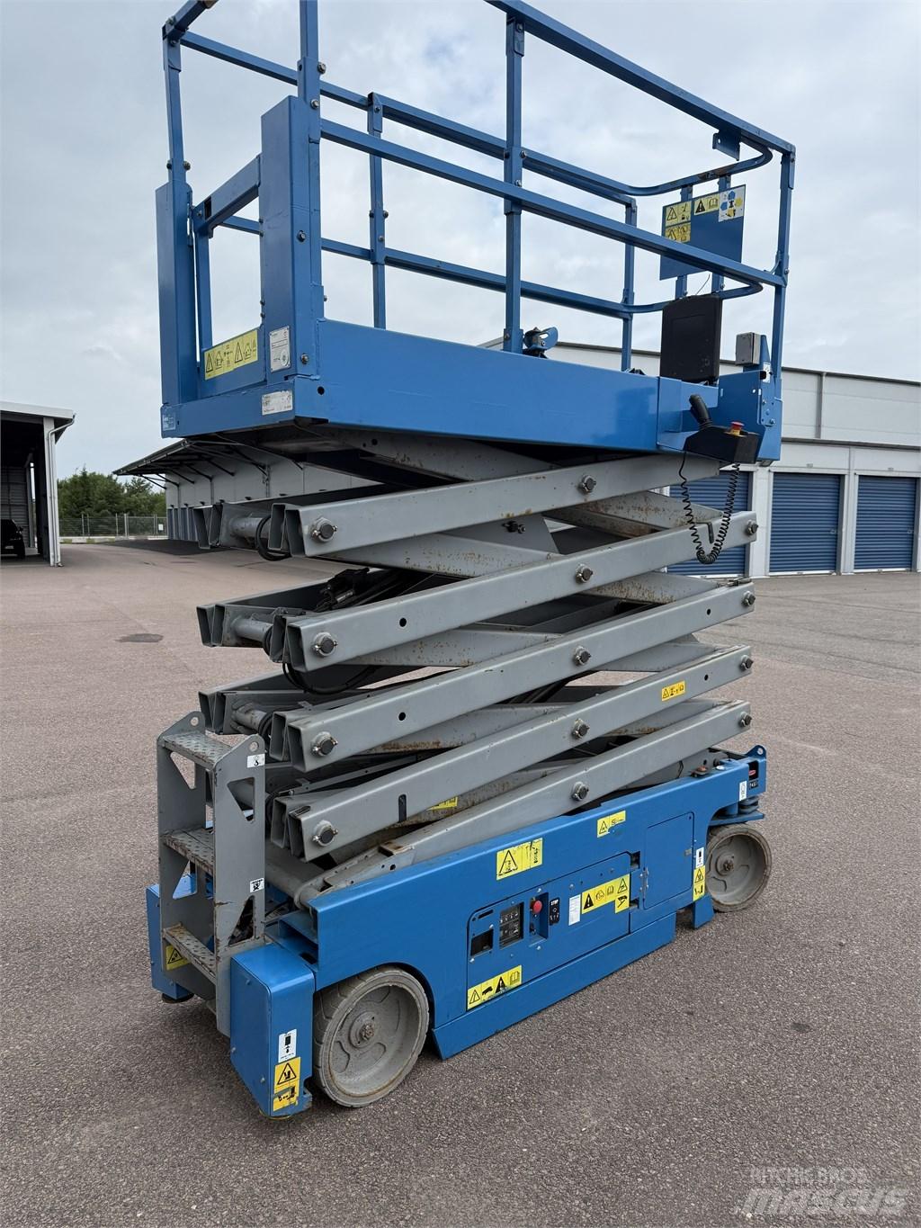 Genie GS3232 Nůžková zvedací plošina