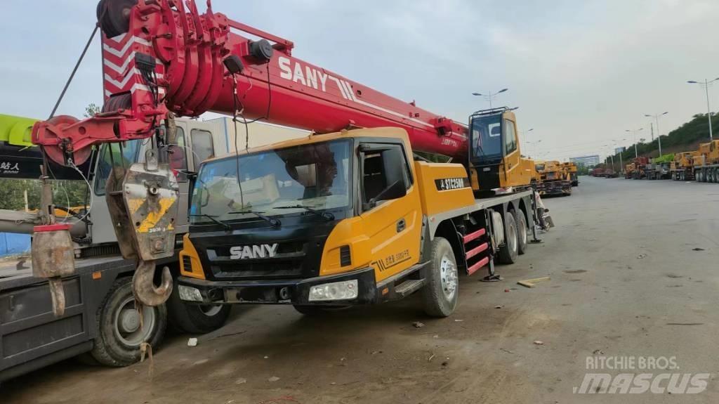 Sany STC 250 H Univerzální terénní jeřáby