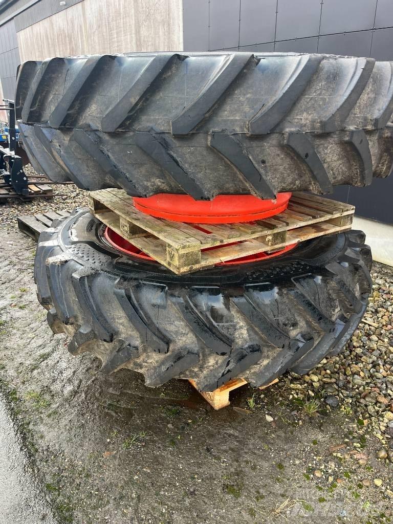 Alliance AgriStar Pneumatiky, kola a ráfky