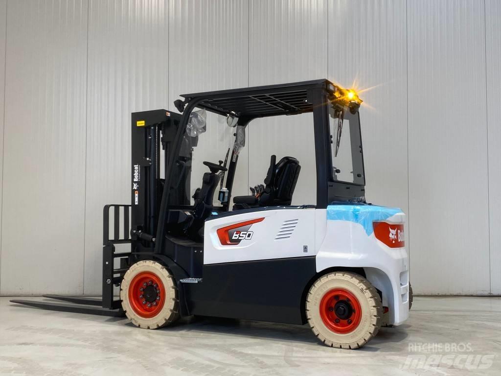 Bobcat B50XC-7 Akumulátorové vozíky