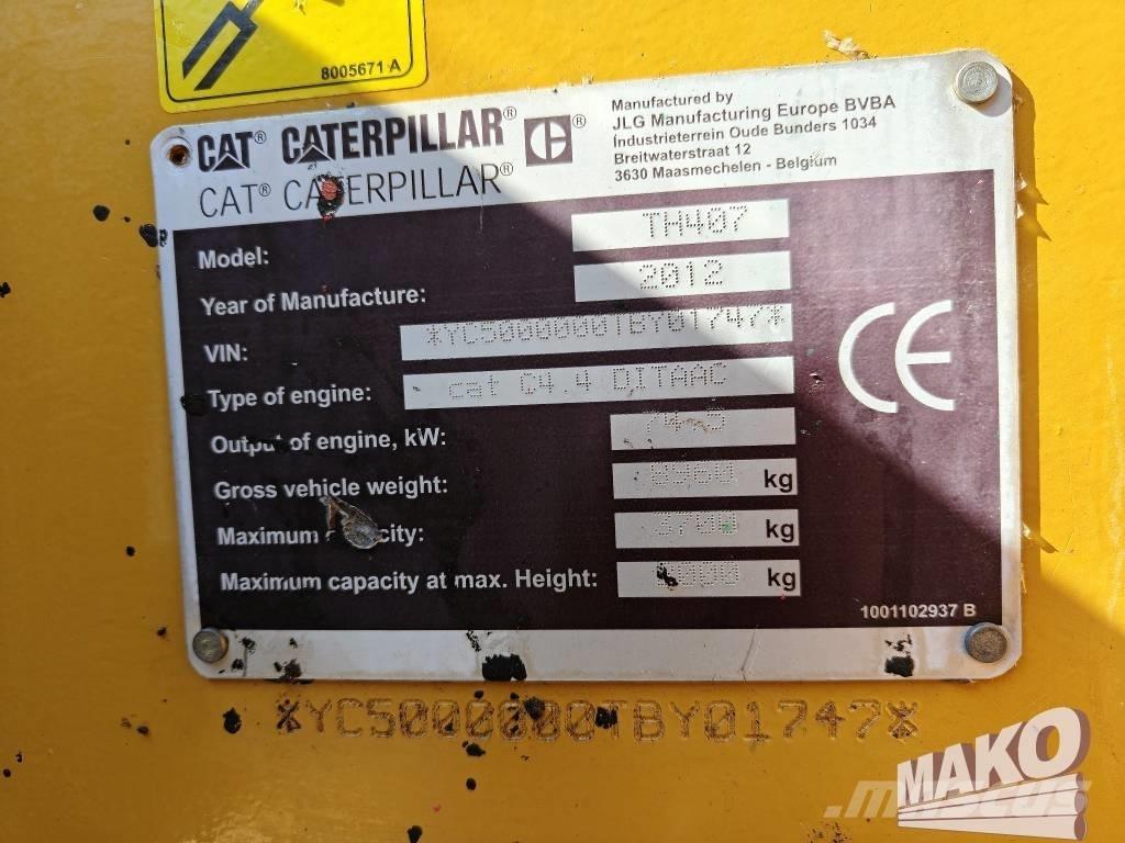 CAT TH 407 Teleskopické manipulátory
