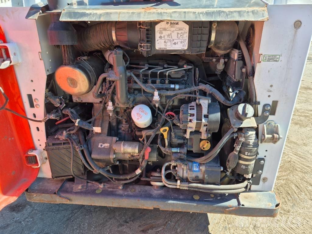 Bobcat S 570 Smykem řízené nakladače