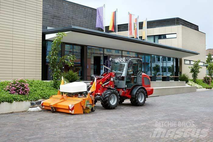 Weidemann 2080 Kolové nakladače