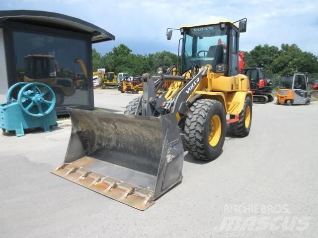 Volvo L30 GS Kolové nakladače