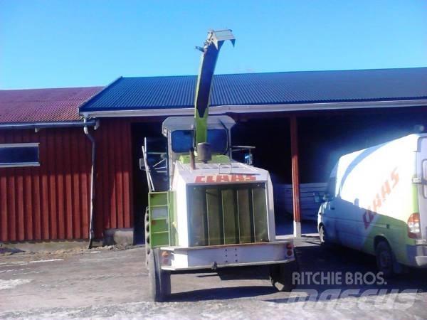 CLAAS Jaguar 675 Příslušenství strojů na seno a píci