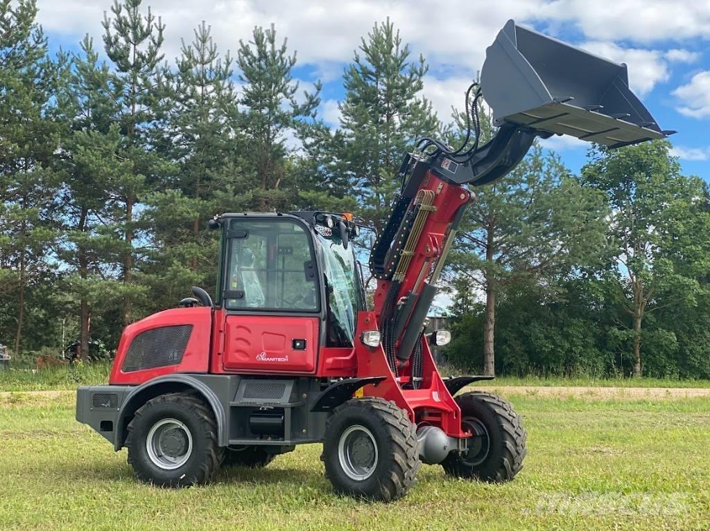  Manitech  MTech 4,5T Teleskopické kolové nakladače