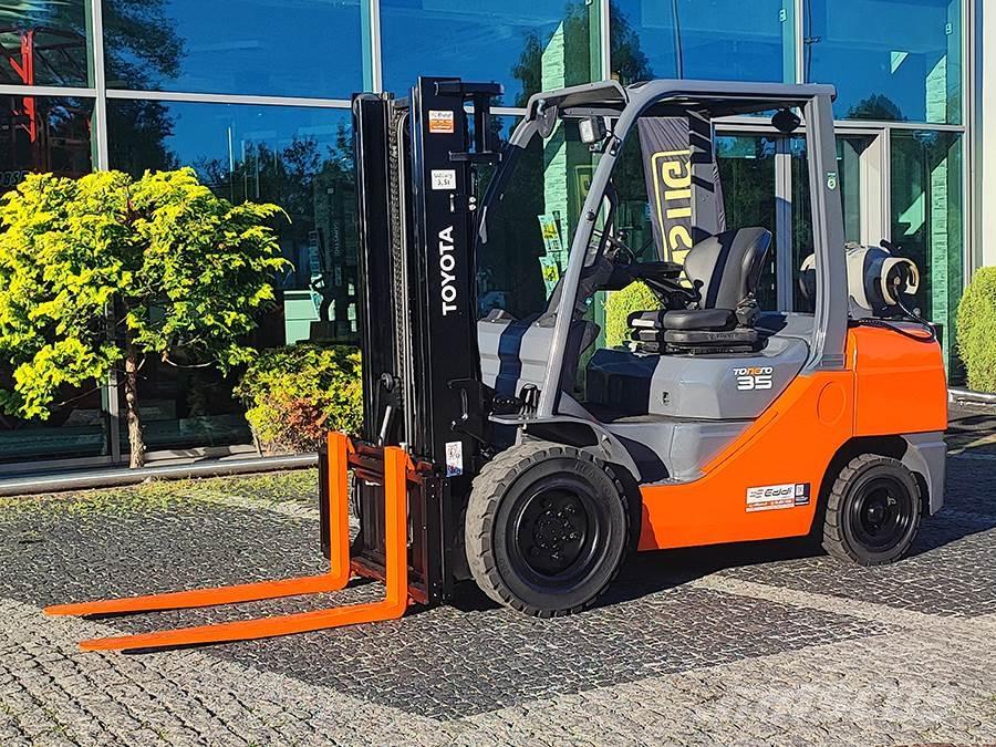 Toyota 02-8FGJF35 LPG vozíky