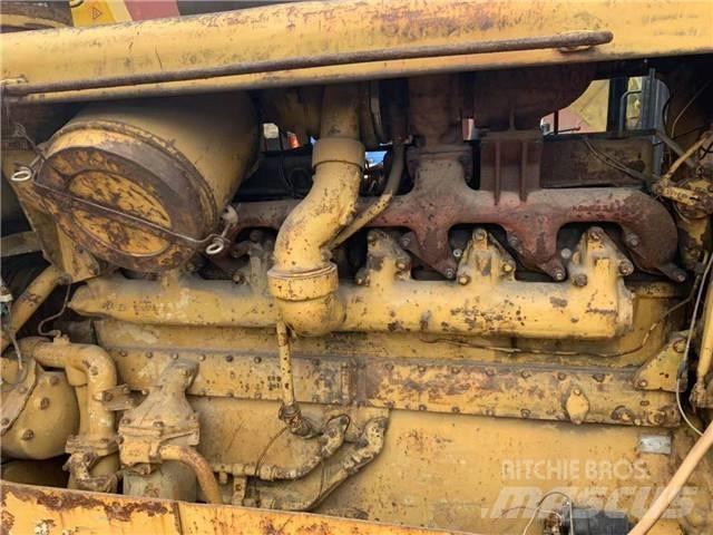 CAT D 8 K Pásové dozery