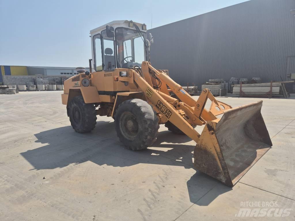 Liebherr 508 Kolové nakladače