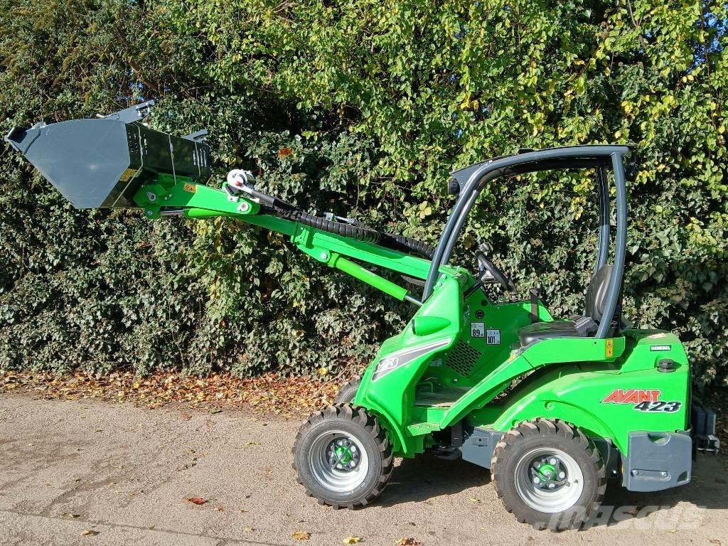 Avant 423 Víceúčelové nakladače