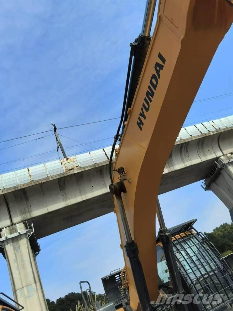 Hyundai 520VS Pásová rýpadla