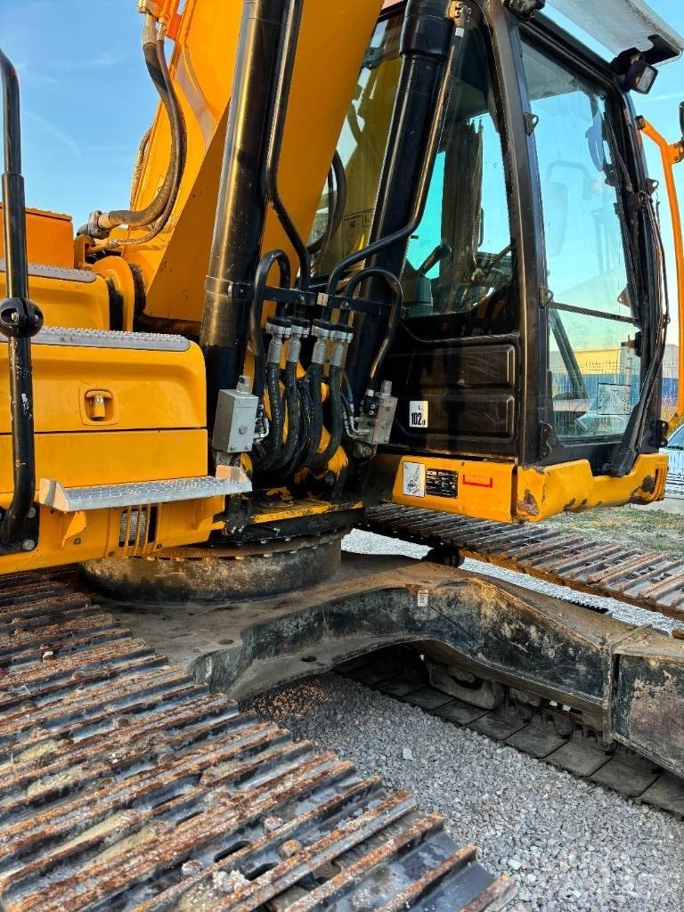 JCB 220 Pásová rýpadla