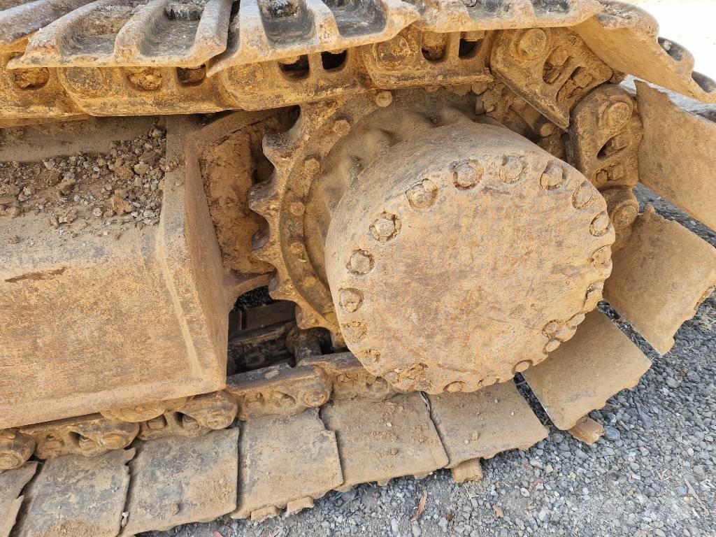 Komatsu PC 340 LC Pásová rýpadla