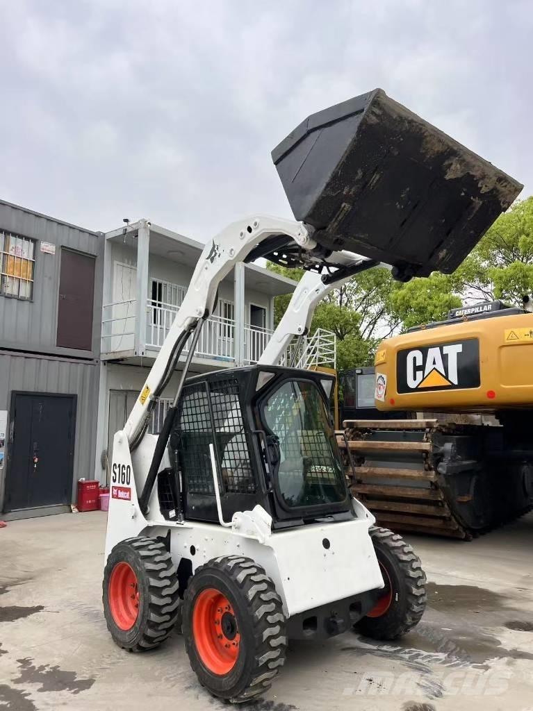 Bobcat S 160 Smykem řízené nakladače