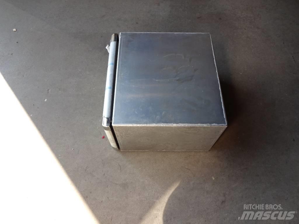  Krima Låda 50x50x30 Doprava – ostatní