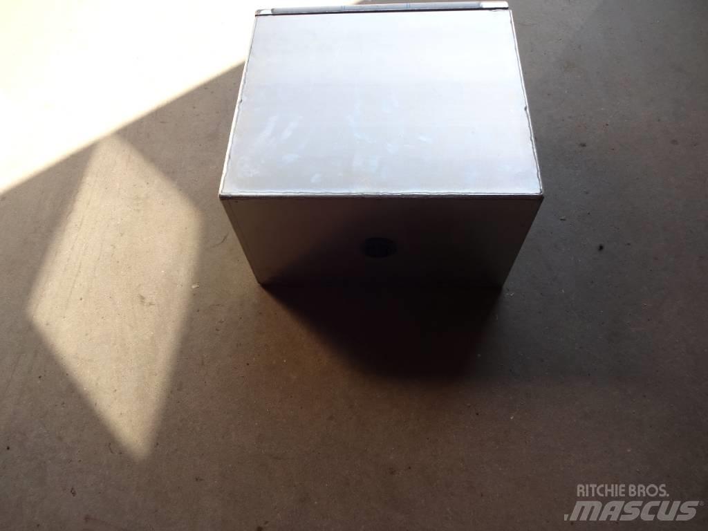  Krima Låda 50x50x30 Doprava – ostatní