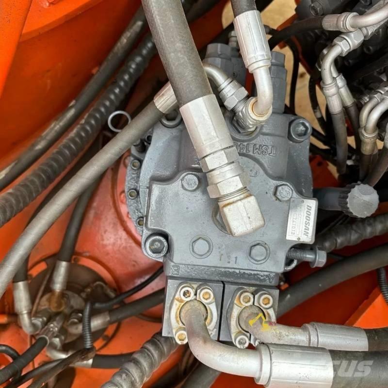 Doosan DX225-9C Pásová rýpadla