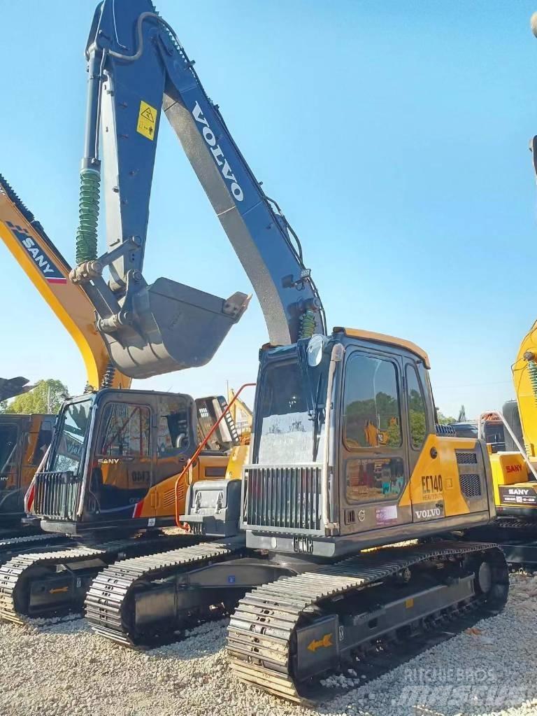 Volvo EC 140 Midi rýpadla 7t - 12t