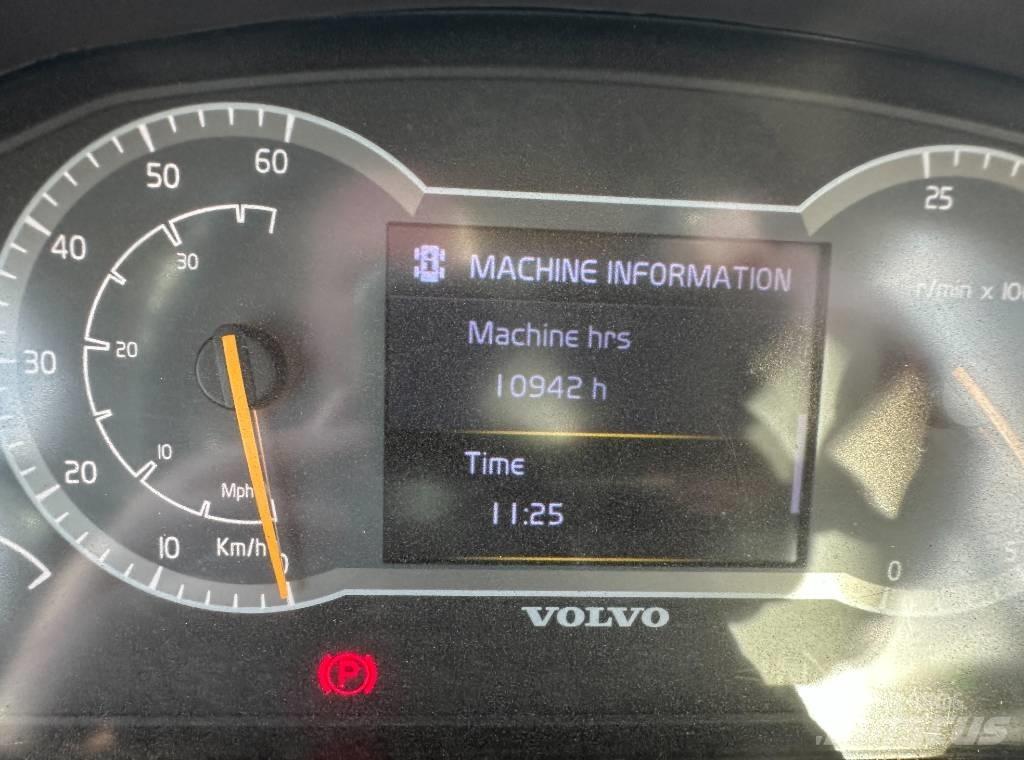 Volvo L 260 H Kolové nakladače