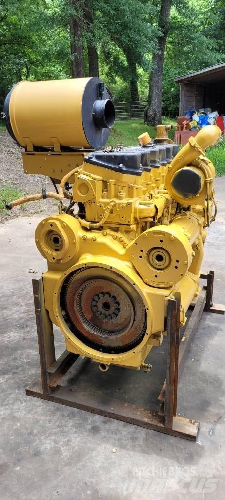 CAT 740B ENGINE Kloubové dempry