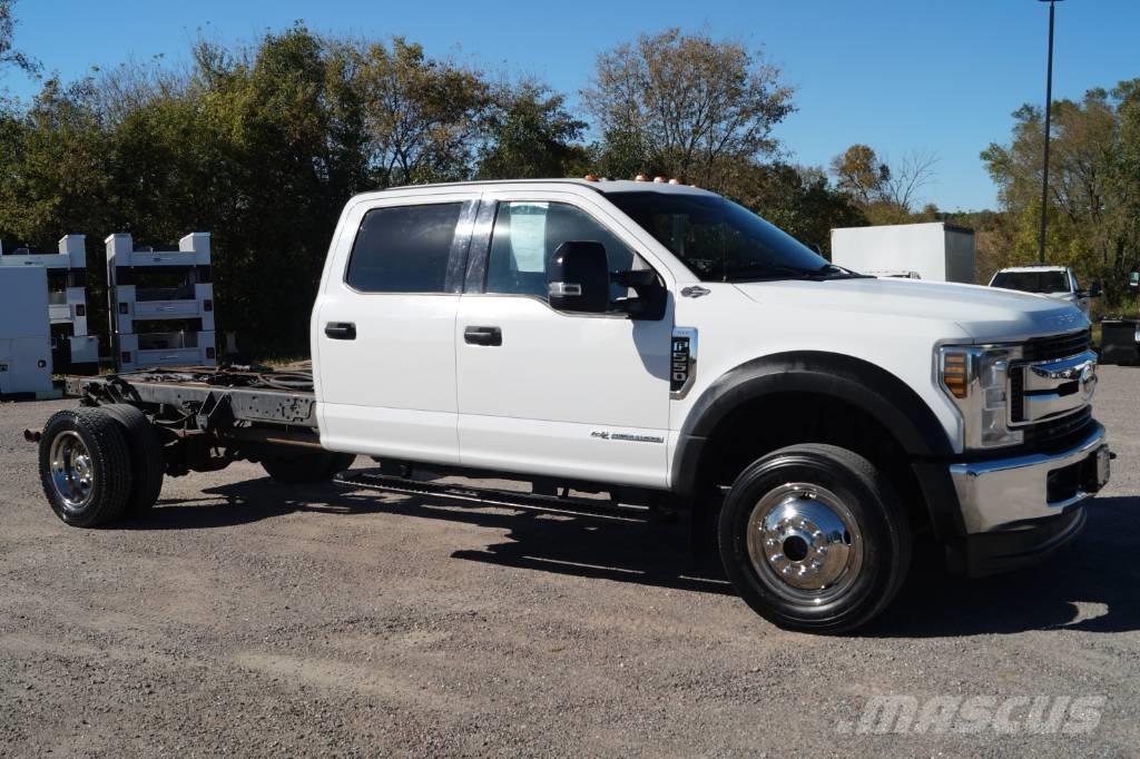 Ford F 550 XLT SD Nákladní vozidlo bez nástavby