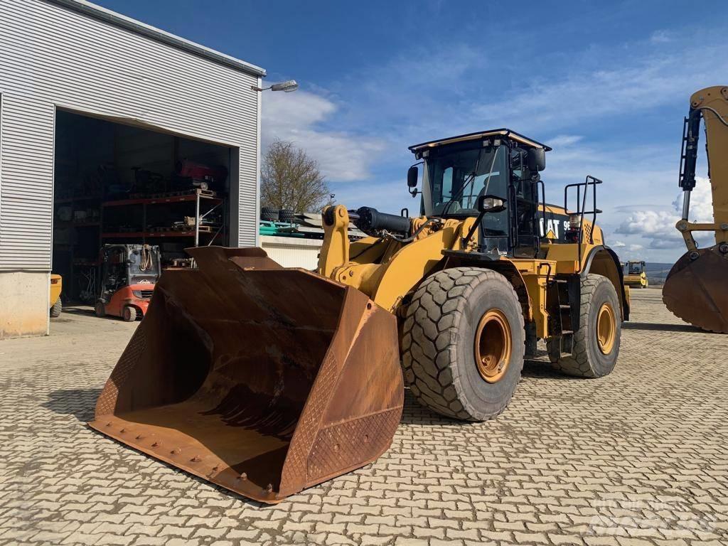 CAT 966K XE Kolové nakladače