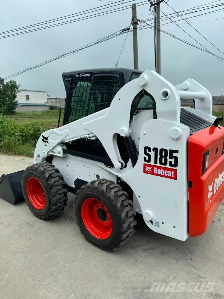 Bobcat S 185 Pásová rýpadla