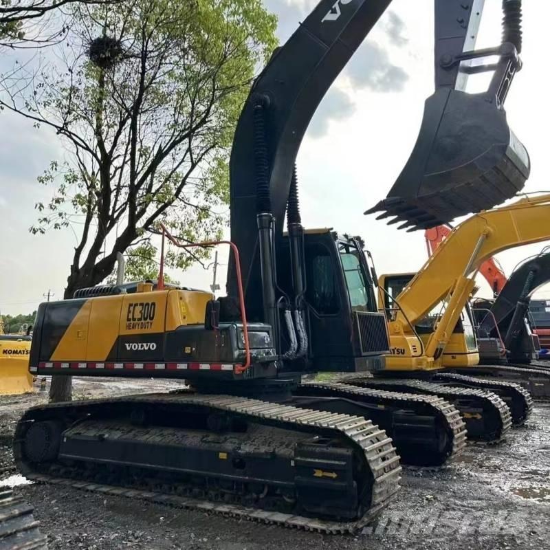 Volvo EC300 Pásová rýpadla