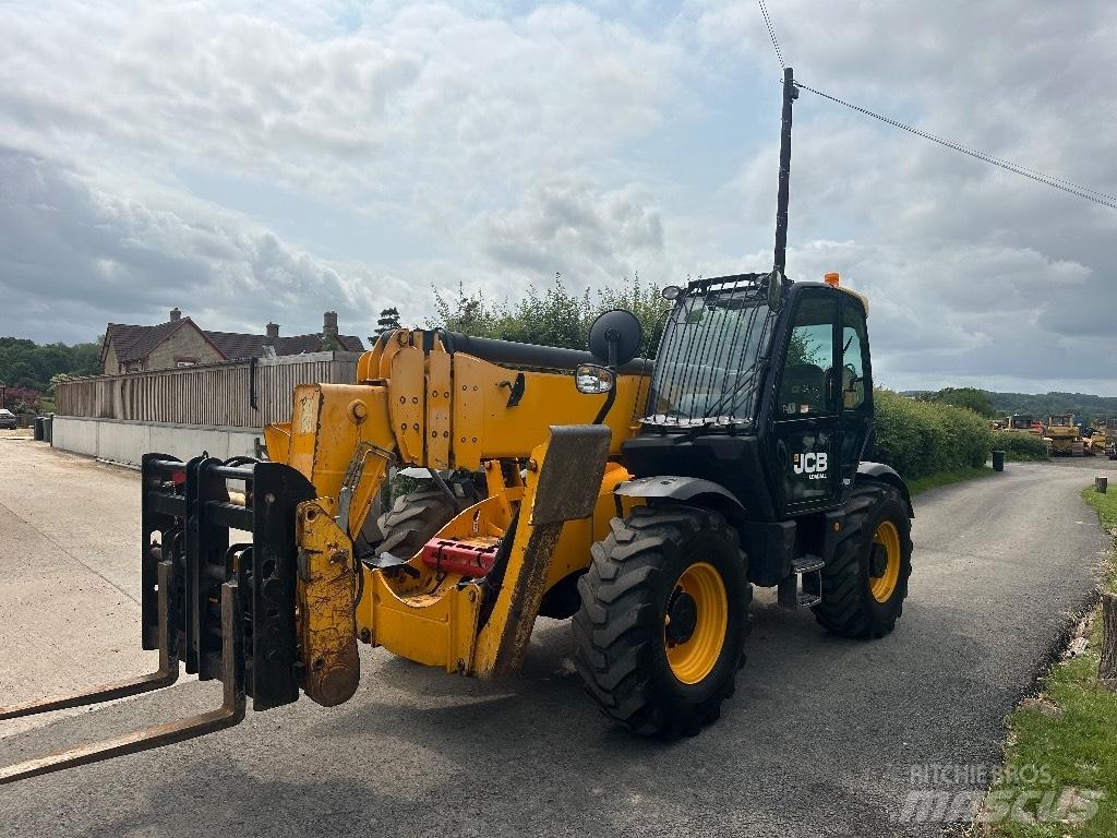 JCB 540-170 Teleskopické manipulátory