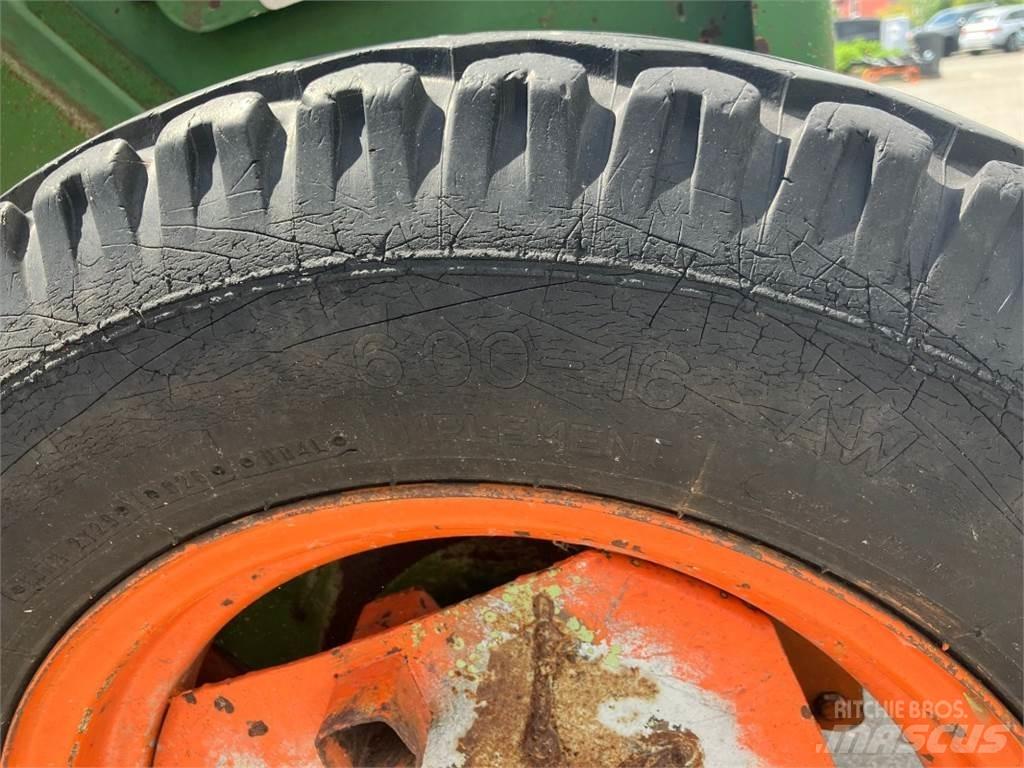 Amazone D8 / 30 E Mechanické secí stroje