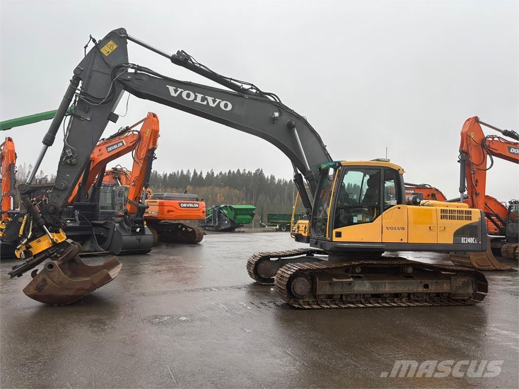 Volvo EC240 CL Pásová rýpadla