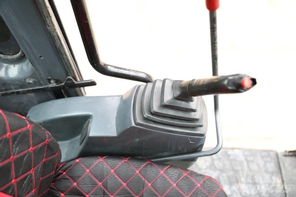 Kobelco SK 140 Pásová rýpadla