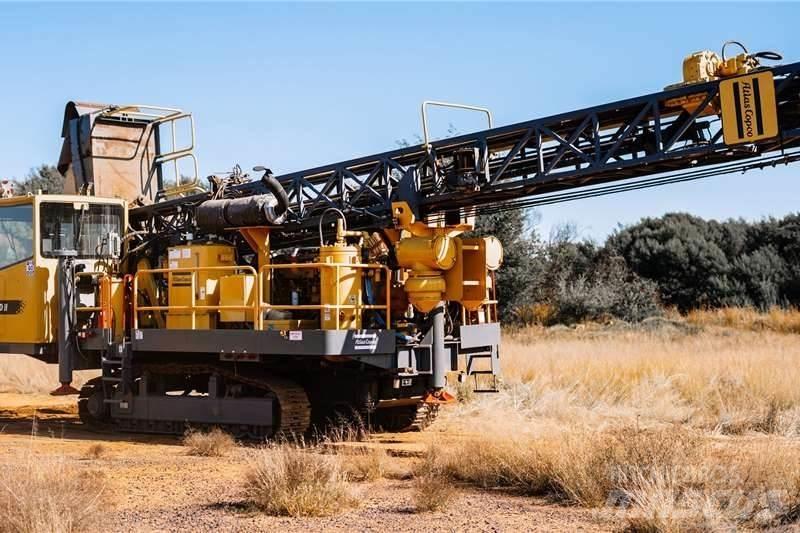 Atlas Copco DM30 Povrchové vrtací stroje
