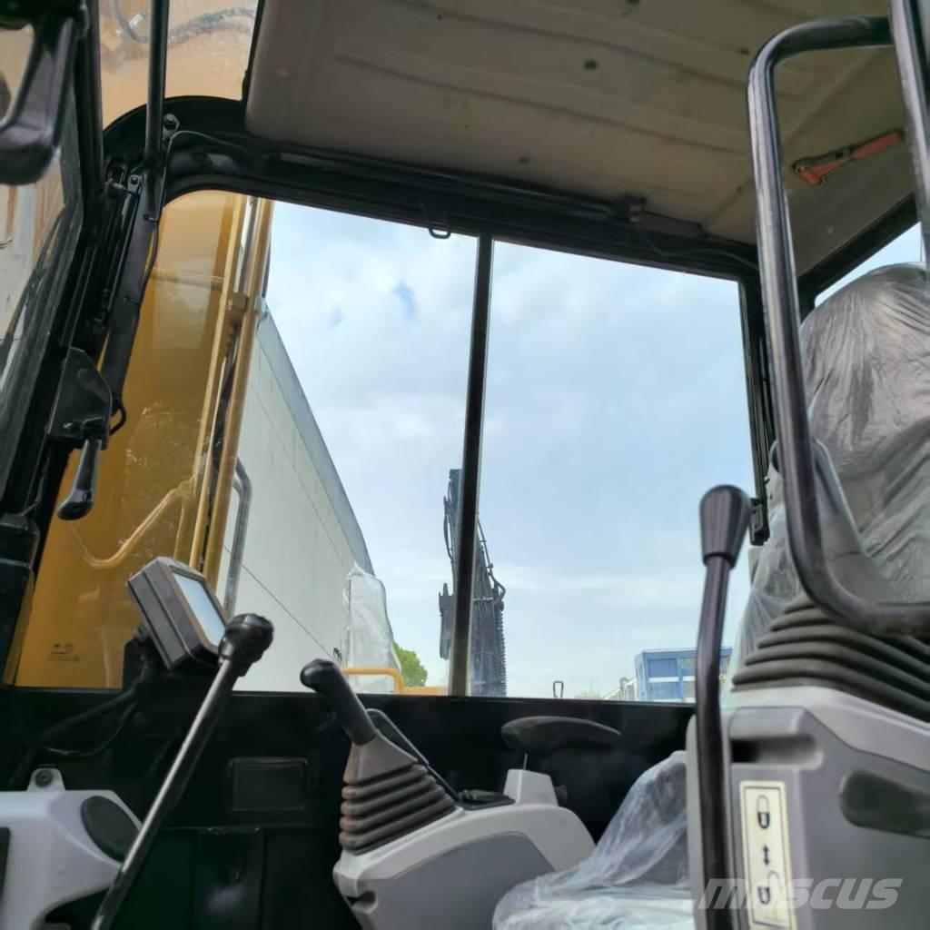 CAT 305.5e2 Mini rýpadla < 7t