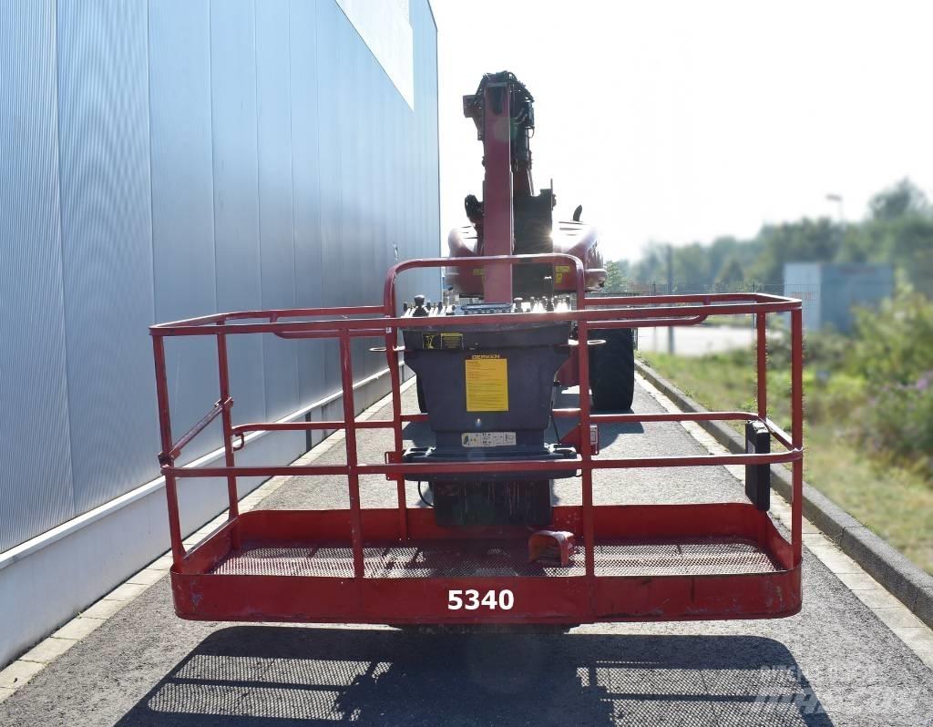 JLG 1250AJP Kloubové plošiny
