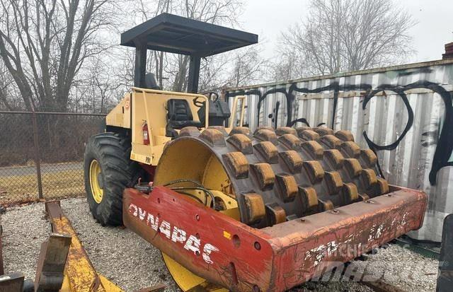 Dynapac CA 250 PD II Tahačové válce