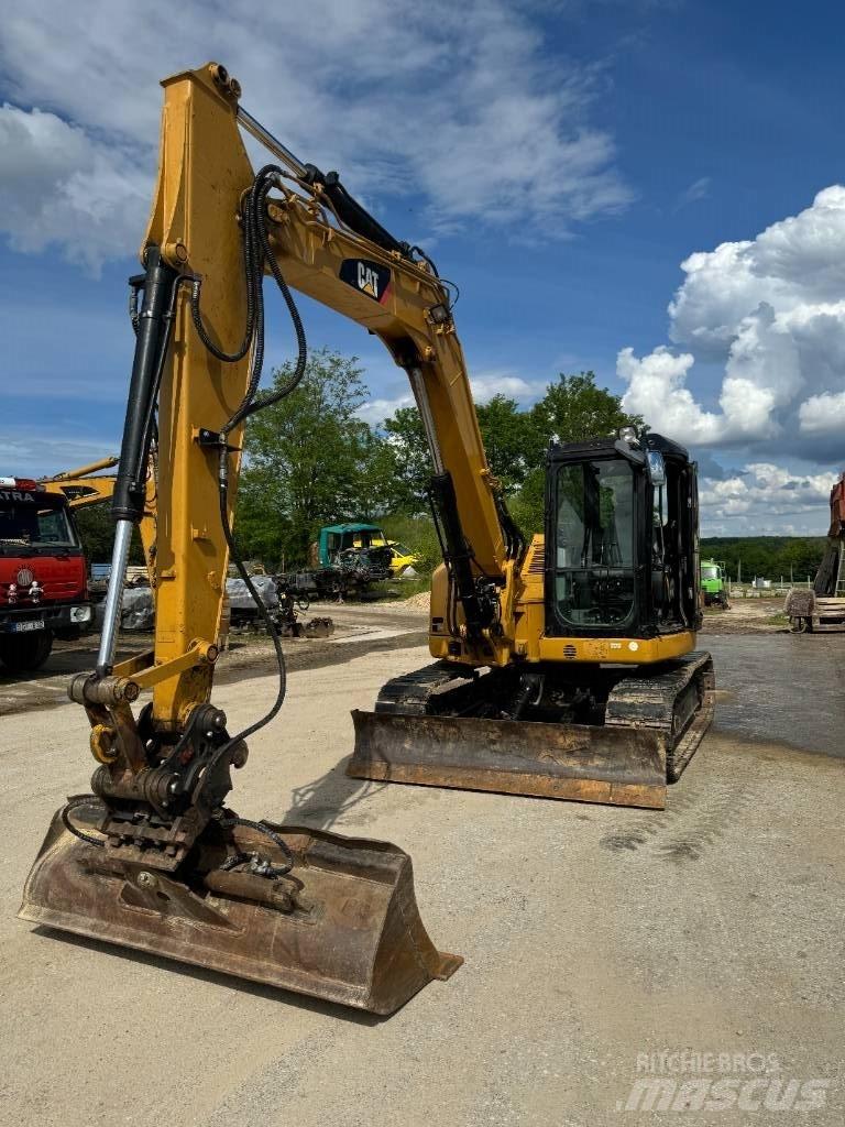 CAT 308 D Midi rýpadla 7t - 12t