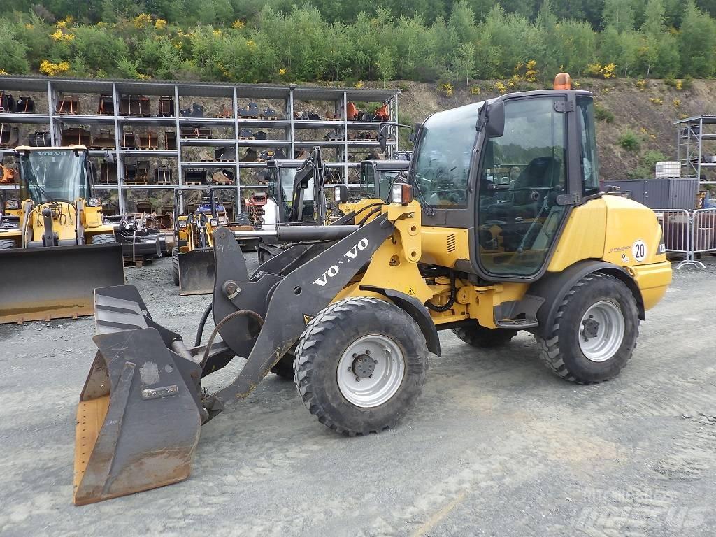 Volvo L 25 B Kolové nakladače